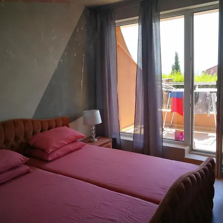 Green, Quiet And Beautiful 3 Apartment *